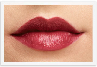 Learn how to achieve The Stained Lip Look from Mary Kay Global Makeup Artist Luis Casco.