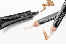 See advice on wearing facial highlighting pen and concealer from Mary Kay.