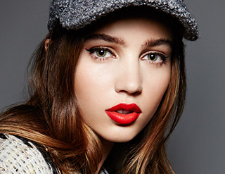 Get the Blogger look with the limited-edition Runway Bold Collection from Mary Kay.