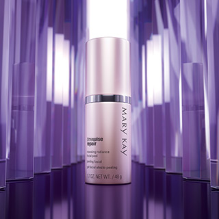 Discover how to apply NEW TimeWise Repair Revealing Radiance Facial Peel from Mary Kay.