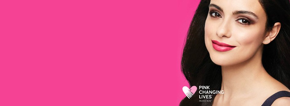 Learn how your purchase of a NEW limited-edition Baked Cheek Powder helps others through the Beauty That Counts program at Mary Kay. Woman smiling.